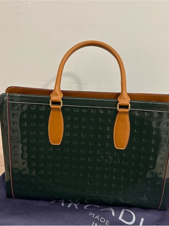 Arcadia Forest Green Patent Tote with Tan Leather Handles